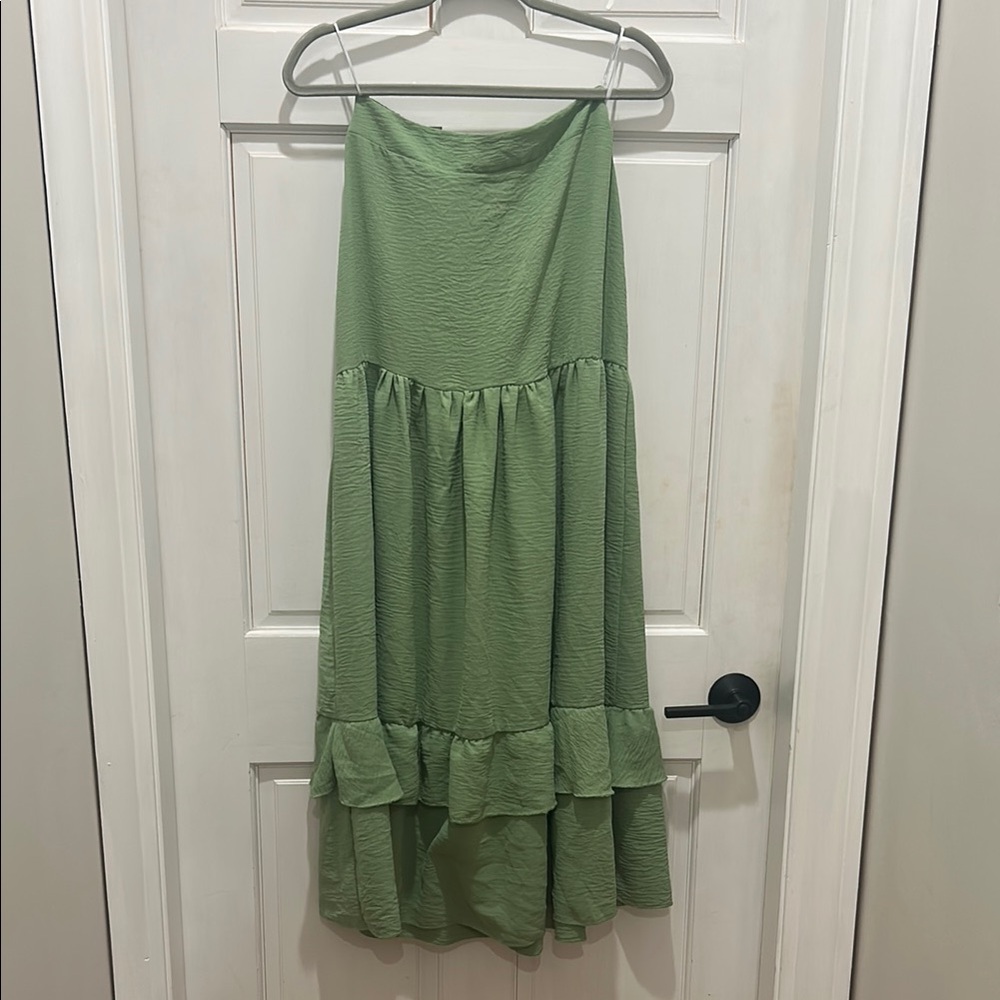 Green Tiered Maxi Skirt for Casual Resort Wear